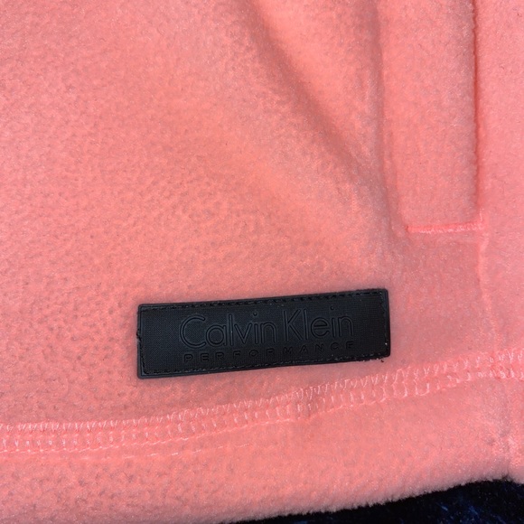 Calvin Klein Sweater - Picture 3 of 3